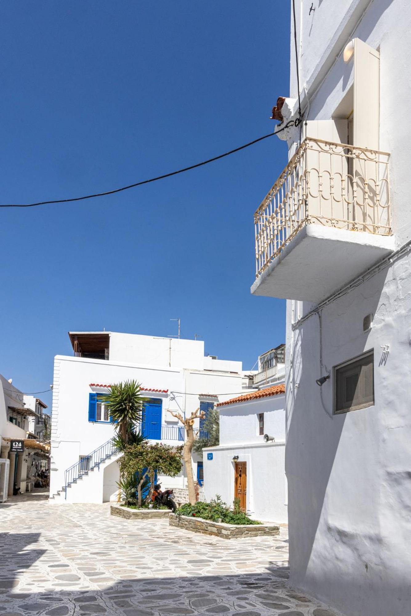 Alora Suites Tinos Phòng bức ảnh