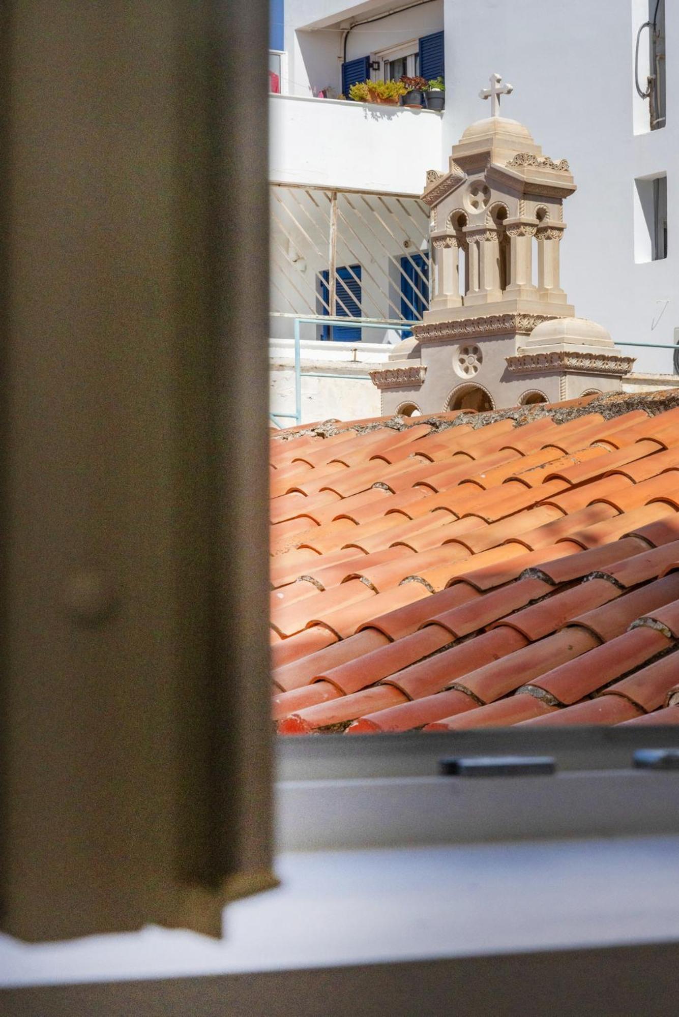 Alora Suites Tinos Phòng bức ảnh