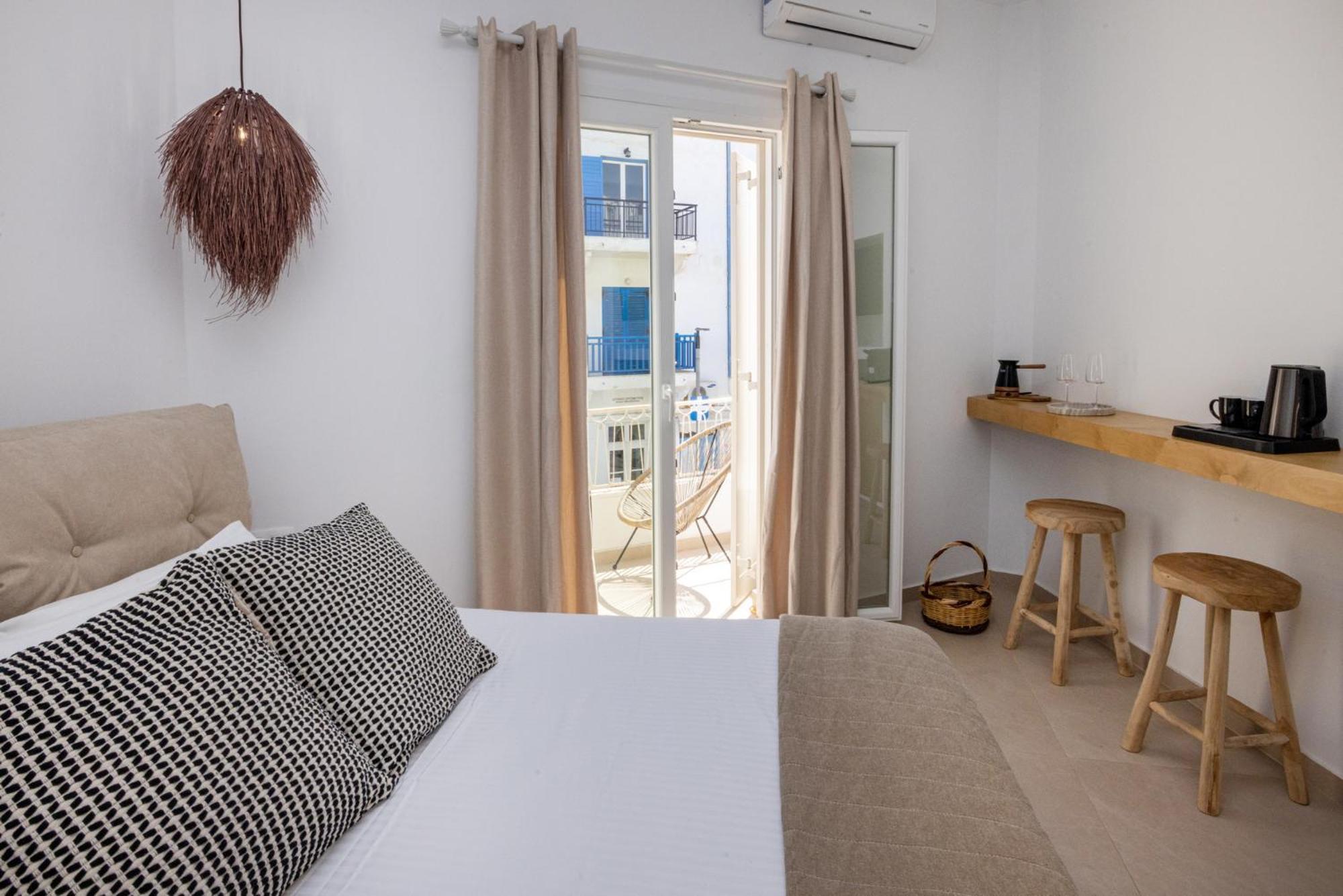 Alora Suites Tinos Phòng bức ảnh