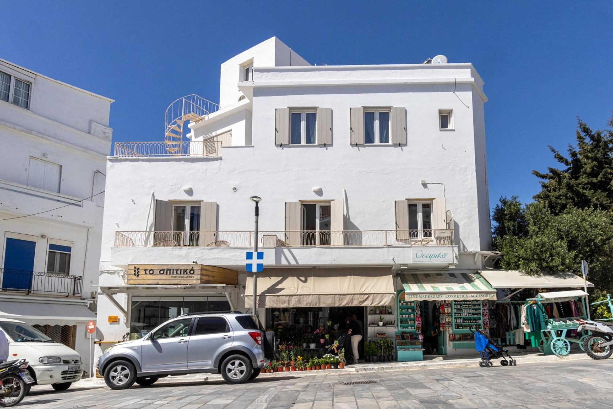 Alora Suites Tinos Phòng bức ảnh